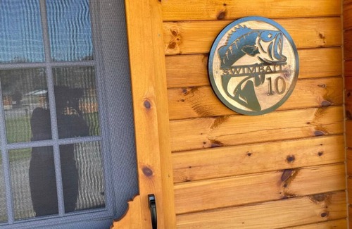 Scottsboro Cabin | SWIMBAIT CABIN