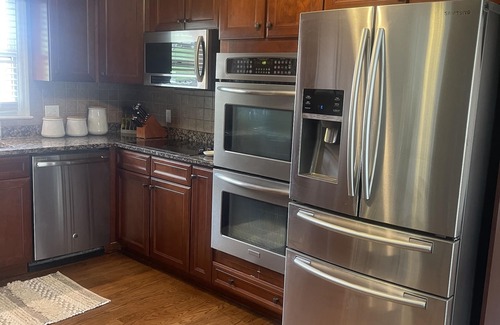 Candler House | SWIMMING POOL/HOT TUB/FIRE PIT/MOUNTAIN VEWS ON SIX ACRES