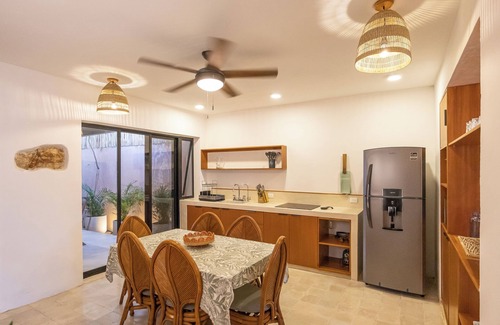 Centro House | Swimming pool-Parking lot-Washing machine-Hamaca-New home