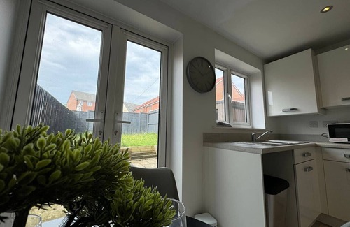 Swindon House | Swindon Contractor Retreat