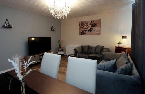 Kirkdale Apartment | Swindon Dream