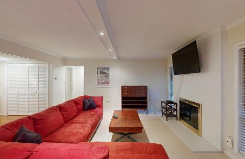 Pinehurst Apartment | Swing & Sway