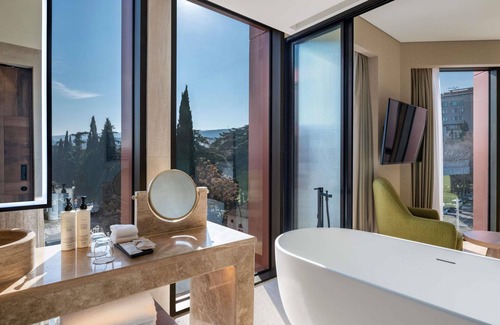 mtatsminda Hotel | Swissôtel Tbilisi