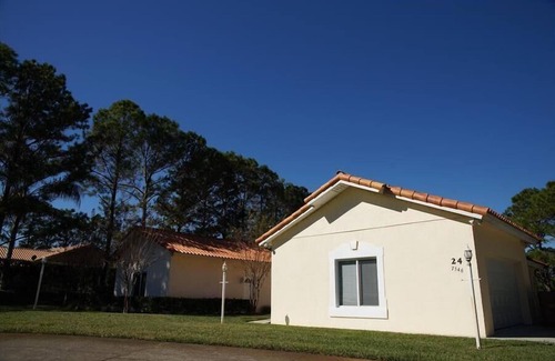Clermont Villa | SWISS 24 - Lake Stephanie