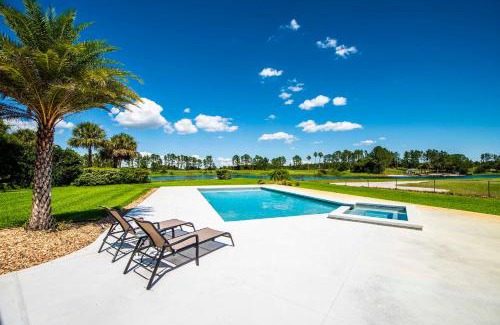 Groveland House | SWISS 56 - Lake Denise