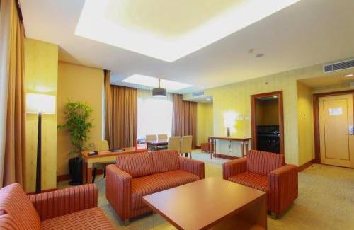 Manado City Centre Hotel | Swiss-Belhotel Maleosan Manado