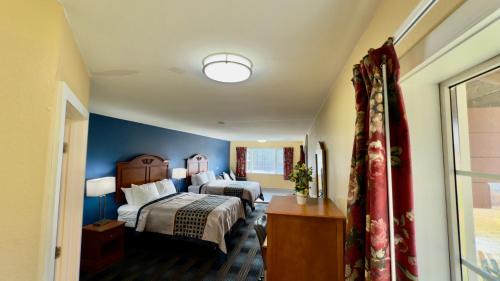 Intervale Hotel | Swiss Chalets Village Inn