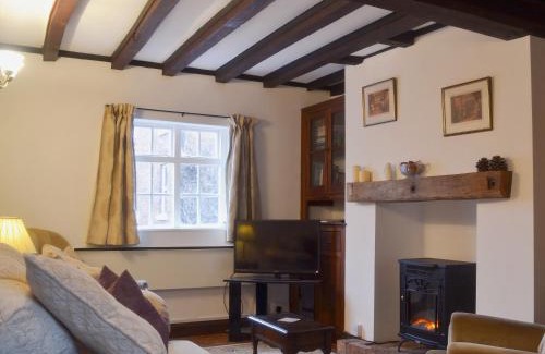 Alrewas House | Swiss Cottage - E5375