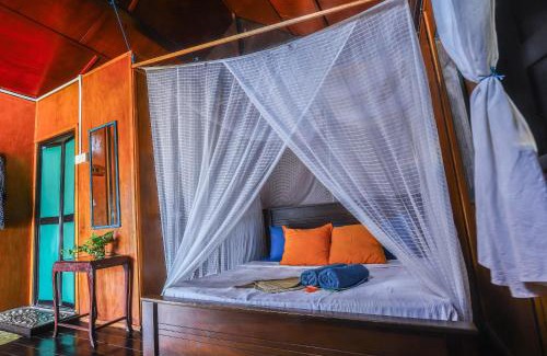 Tekek Hotel | Swiss Cottage Tioman