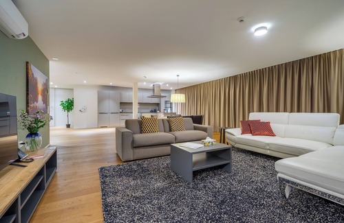 Central Interlaken Apartment | Swiss Hotel Apartments-Interlaken