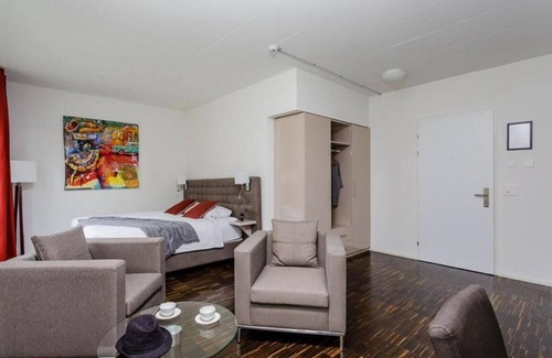 Pfaffikon District Hotel | Swiss Star Home