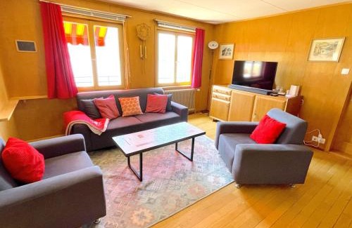 Merligen Ski Chalet | SwissHut Stunning Views Alps Lake - Chalet Christina