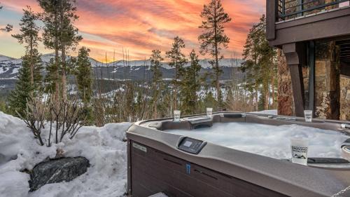The Highlands House | Switchback Lodge