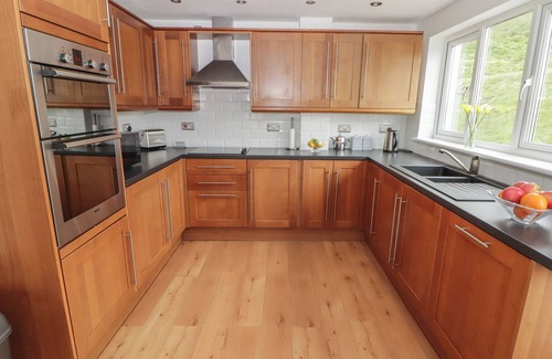 Penycwm Cottage | SWN Y DON, family friendly, country holiday cottage in Solva