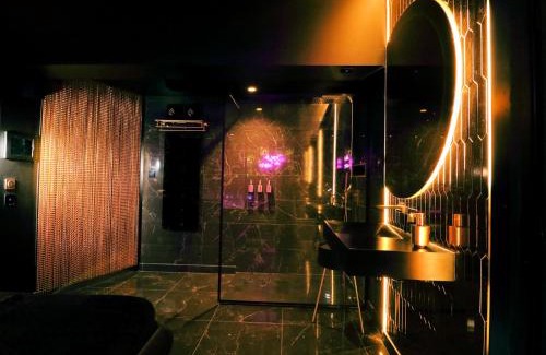Aigues-Mortes Hotel | SXCAPE ROOM