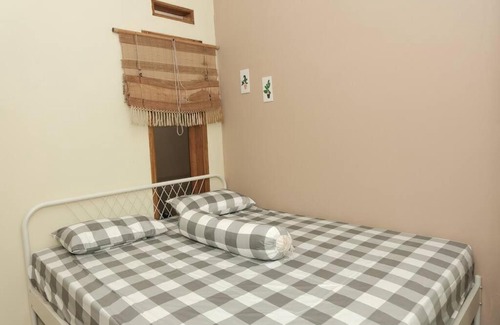 Cibodas House | SYARIAH Spacious 2BR Home - 14 Min from Sukabumi city Centre by Sakura