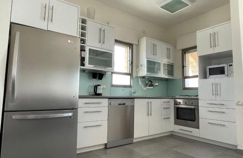 Nahariya Apartment | Sycamore on the beach