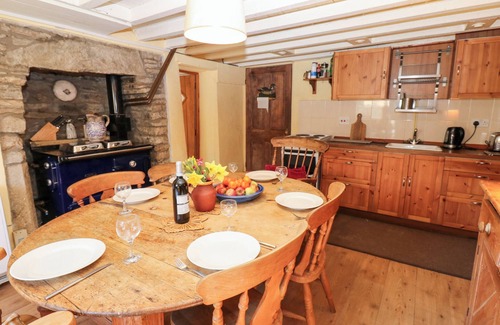Kirkby Stephen Cottage | SYCAMORE TREE FARM, pet friendly, with open fire in Ravenstonedale