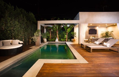 Greater Wilshire - Hancock Park House | Sycamore Villa