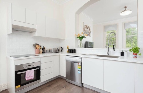 Millers Point Apartment | SYDNEY Stunning Home 2