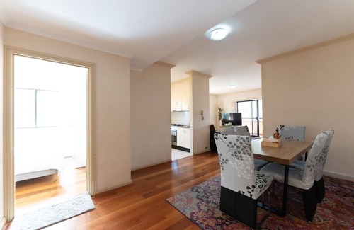 Strathfield Apartment | Sydney Two-Level 3BDR 3BATH near CBD & Olympic Park
