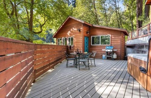 Guerneville House | Sydneys River Retreat