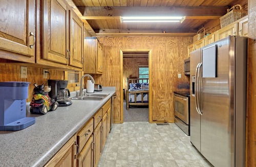 Rabun Gap House | Sylvan Lake Falls Retreat - Dog Friendly!