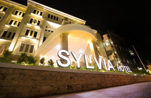 Kupang Hotel | Sylvia Hotel Premier Kupang