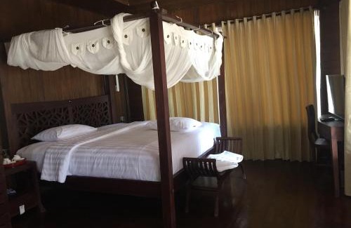 Labuan Bajo Resort | Sylvia Hotel & Resort Komodo