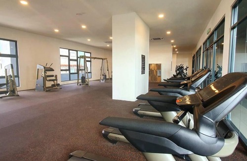 Seri Kembangan Apartment | Symphony Tower -Simfo 15- Free Wifi, Parking, TV