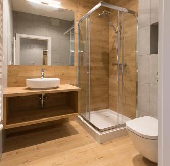 gmina Bobrowniki Bed & Breakfast | Szafir