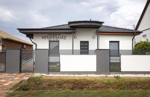 Gyulahaza Villa | Szentmiklósi Vendégház Gyulaháza