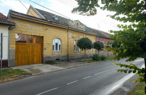 Senta Apartment | Szorcsik Ház 1913