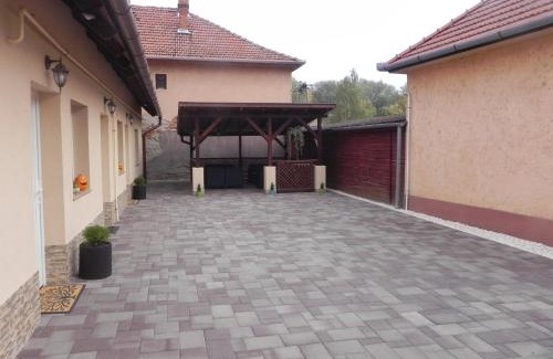 Tokaj Apartment | Türkiz Apartman