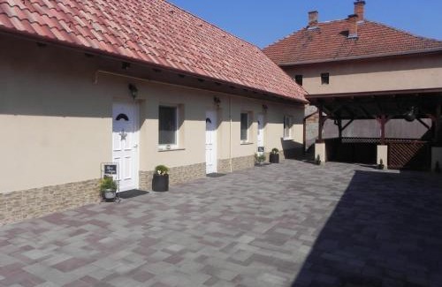 Tokaj Apartment | Türkiz Apartman