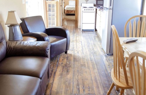 Sevier Apartment | T-07) Western Pacific