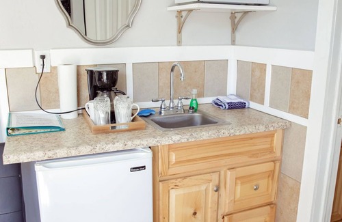 Sevier Apartment | T-09) Southern Pacific