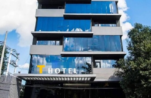 Mayangone Hotel | T hotel