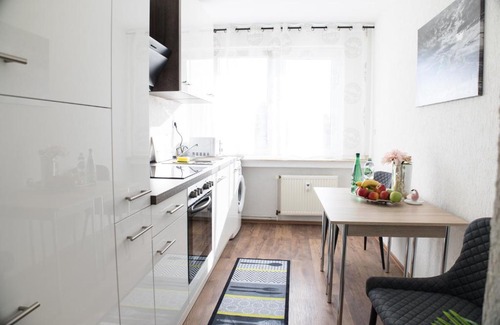 Duisburg Sud Apartment | T&K Apartments near Messe Fair Trade Düsseldorf und Airport 1B