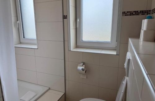 Wegberg Apartment | T&K Apartments - Wegberg - 4-7 room Apartments - private parking - WIFI - Fully equipped kitchen