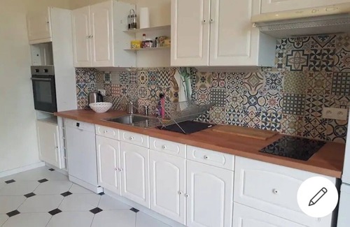 Gardanne Apartment | T1 Private terrace Enclosed parking Fibre