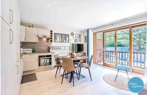 Menthon-Saint-Bernard Apartment | T2 Apartment - Résidence Rive Gauche