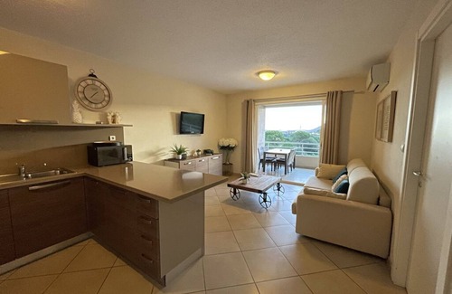 Porto-Vecchio Apartment | T2 apartment in residence with swimming pool, 2 min walk from the port of Porto-Vecchio