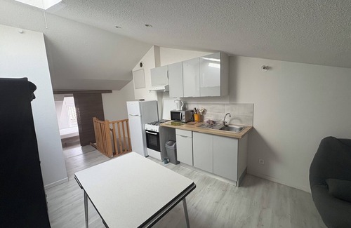Tallard Apartment | T2 attic apartment in the center of Tallard