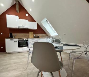 Bauge Apartment | T2 atypique et chaleureux