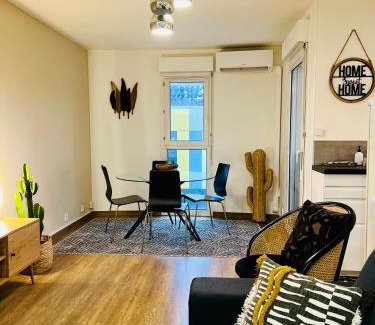 Beaux Arts-Boutonnet Apartment | T2 Beaux Arts parking privé gratuit