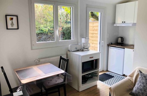 Saint-Mamet Apartment | T2 et son Grand Jardin au Centre de Luchon