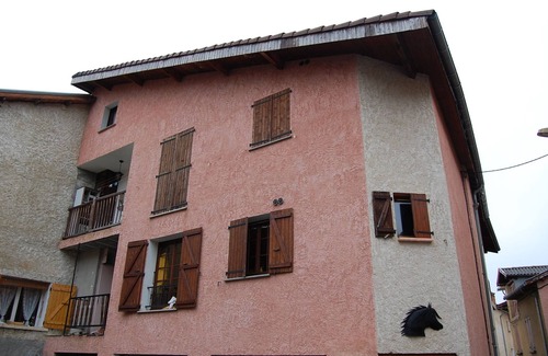 Rochebrune Apartment | T2 in the village of Rochebrune 05190 Hautes Alpes. Provence-Alpes-Côte d'Azur