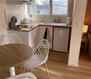 Royan Apartment | T2, Jardinet, Quartier marché 10mn Plage