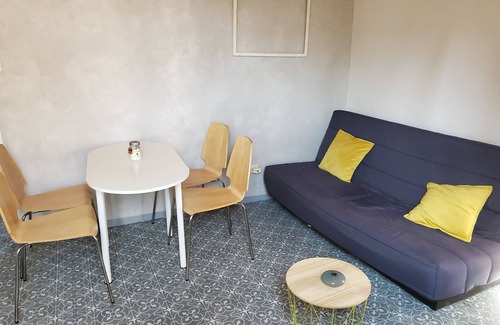 Salles-d'Aude Apartment | T2 terrace apartment
